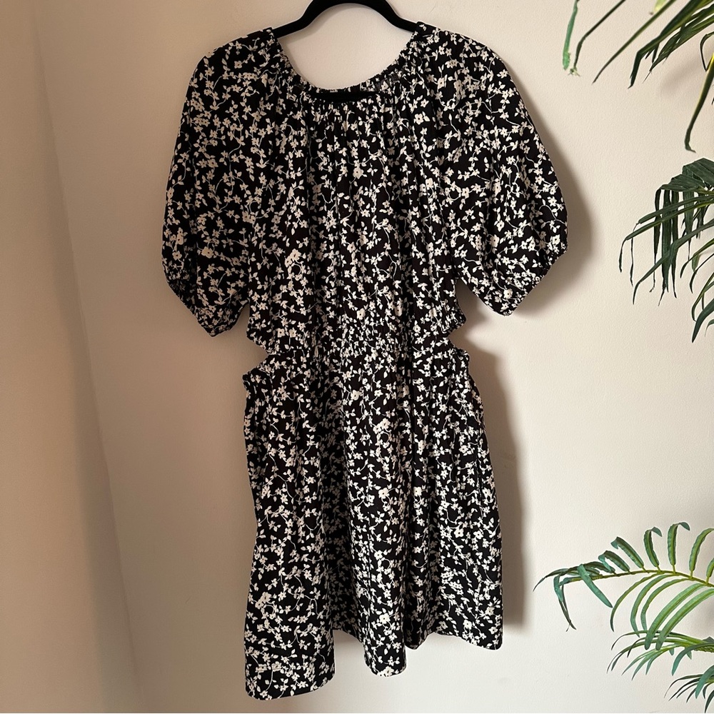 Old Navy women’s waist defined puff sleeve cotton side cut out mini dress black - Picture 4 of 8